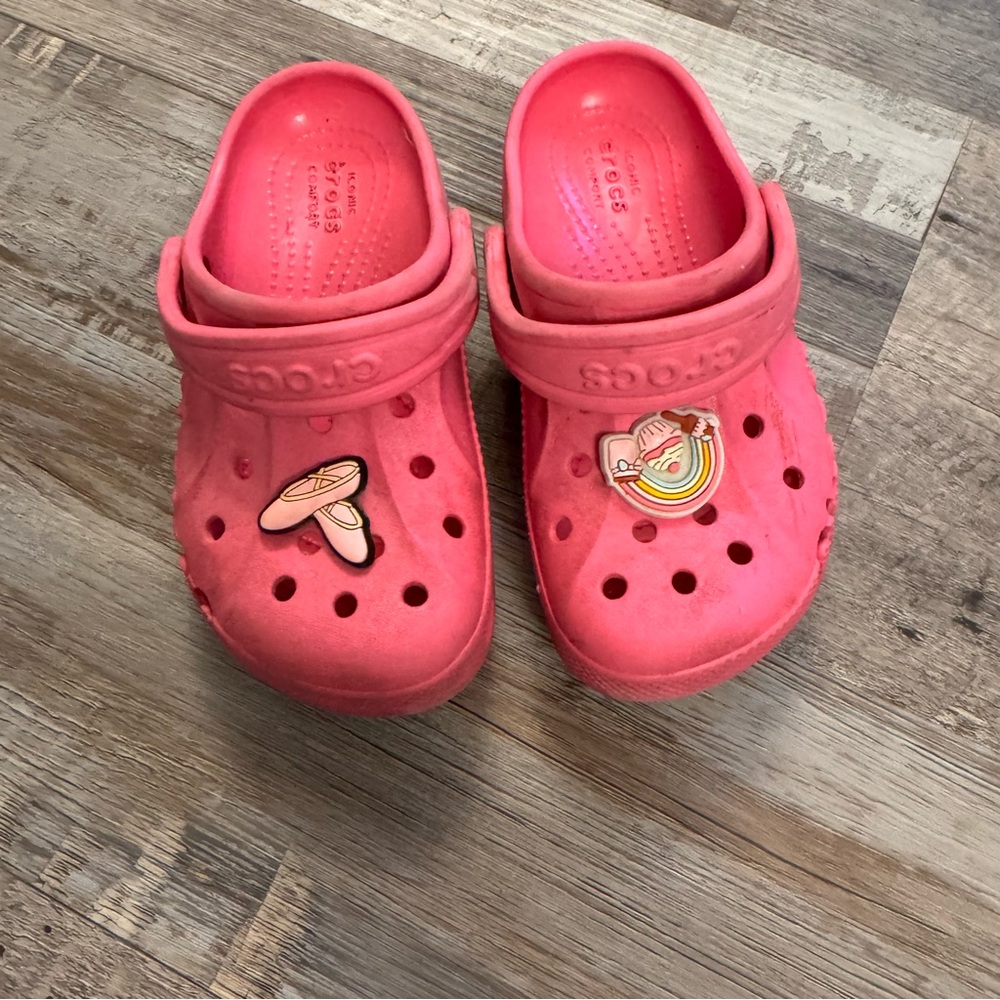 Kids Crocs Classic Clog Pink Size C10 with Charms